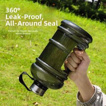 Διασυνοριακό εξαιρετικά μεγάλης χωρητικότητας πλαστικό ποτήρι καλοκαιρινής γυμναστικής φορητό εξωτερικό ποτήρι νερού 2,2 λίτρων στεγανό βραστήρα γαλονιού τόνου βαρελιού