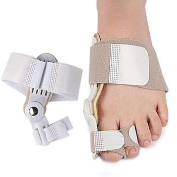 Laos olev kahe auguga suure varba valgus varba eraldaja jala luu valgus hallux valgus sobib nii päevaseks kui ka öiseks kasutamiseks