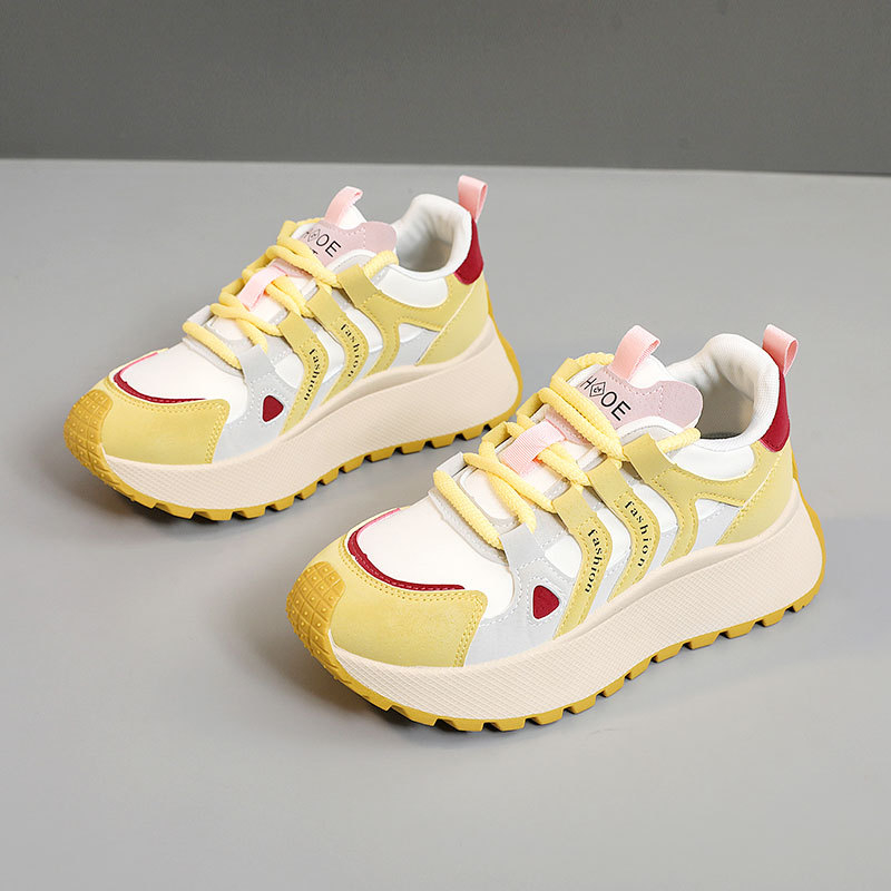 Bn020 Új 2025 tavaszi és nyári színben egyező tornacipők Vastag talpú alkalmi női cipők Női cipők Alkalmi kerek orrú K-stílusú