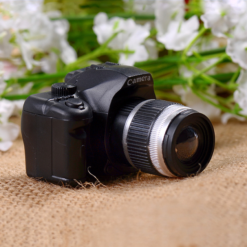 Kreatív LED fényű, világító hangszimulációs tükörreflexes fényképezőgép kulcstartó aranyos kulcstartó táska medál medál