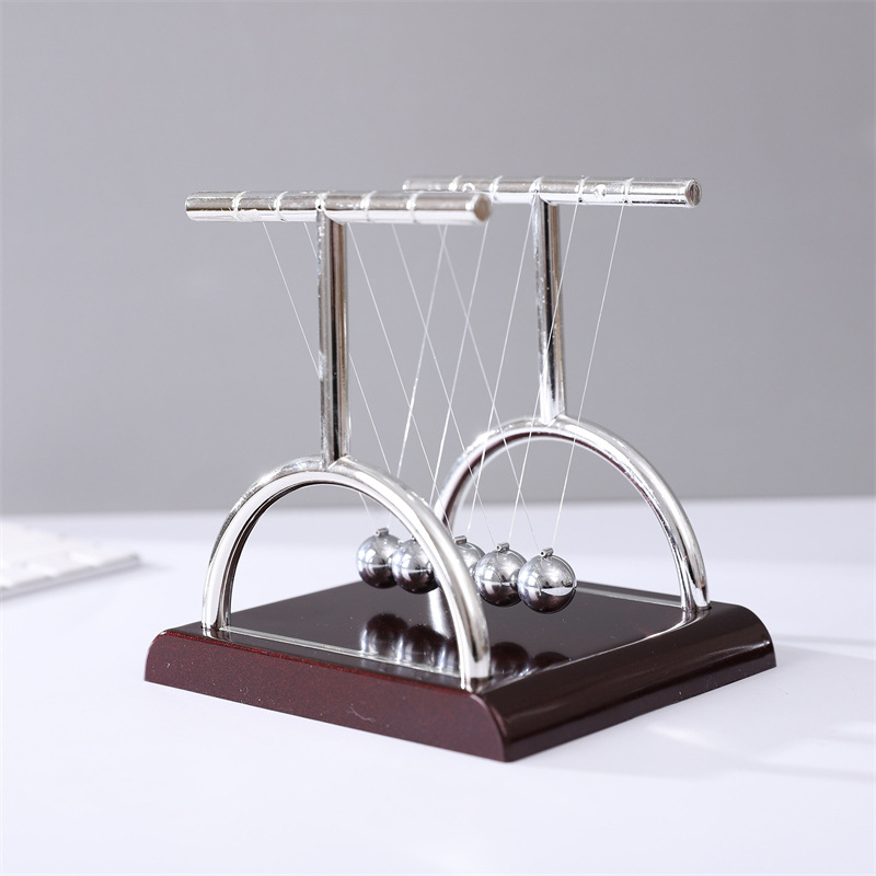 T alakú Newton-inga golyó Üsd a labdát Fizikai energiamegmaradás modellje Kezdőlap Kreatív díszek Ajándék alkatrészek Nagykereskedelem