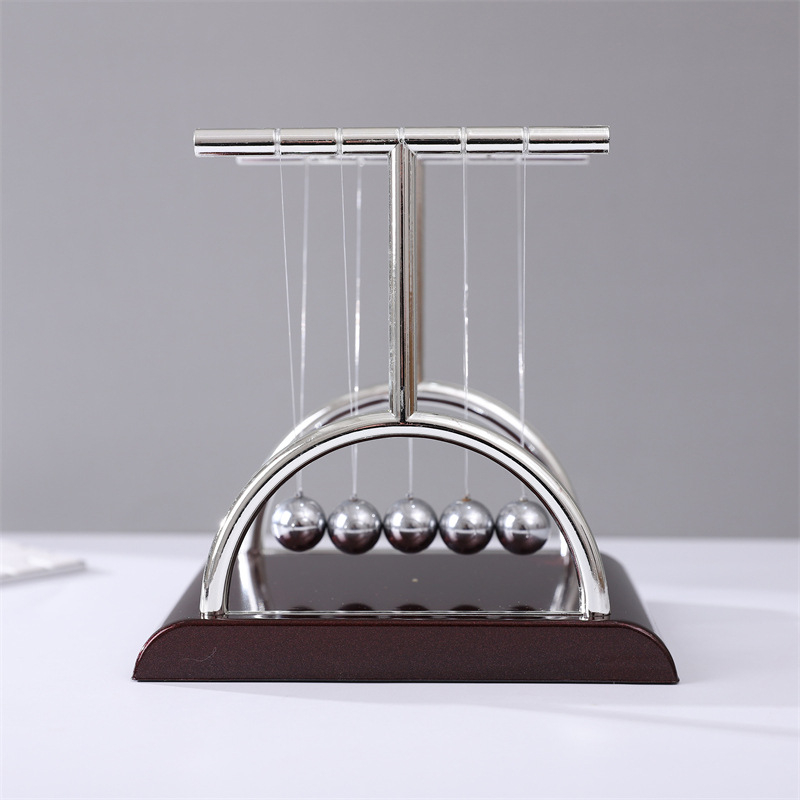 T alakú Newton-inga golyó Üsd a labdát Fizikai energiamegmaradás modellje Kezdőlap Kreatív díszek Ajándék alkatrészek Nagykereskedelem