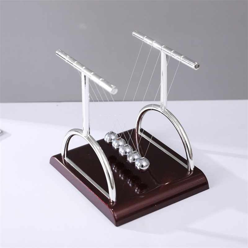 T alakú Newton-inga golyó Üsd a labdát Fizikai energiamegmaradás modellje Kezdőlap Kreatív díszek Ajándék alkatrészek Nagykereskedelem