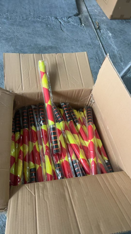 Доставка на едро на футболен патрулен флаг ъглов флаг сигнален флаг стартов флаг съдийски флаг ръчен флаг разнообразие