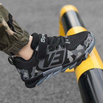 Παιδικά παπούτσια καμουφλάζ άνοιξης και φθινοπώρου 2025, παπούτσια Flying Weave για άνδρες και γυναίκες, αθλητικά παπούτσια χονδρικής, μεγάλα παπούτσια εκπαίδευσης φοιτητών