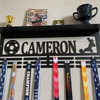 Lányoknak szóló egyedi trófeatartó, kovácsoltvas fém lakberendezési állvány, fali dekoráció, európai stílusú fém kézműves alkotás lányoknak