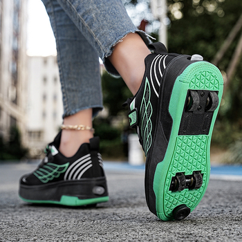 Nauji keturračiai „Tyranno“ batai su įkrovimo pačiūžomis ir lengvais vaikiškais dviračiais sprogstamaisiais vaikščiojimo batais, nematomais automatiniais mygtukais riedučiais