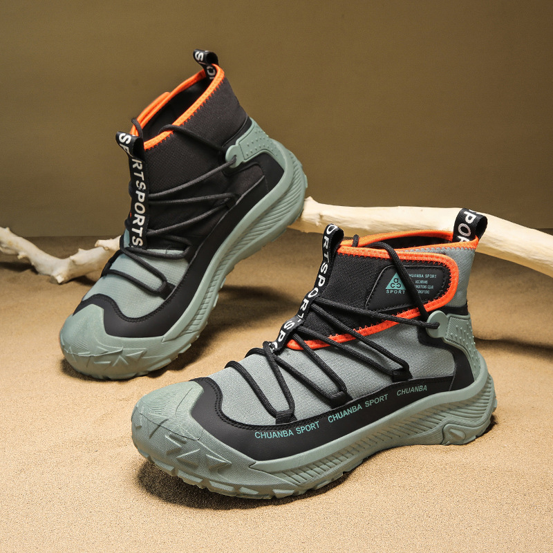 Férfi cipők Négy évszak Új alkalmi cipők Divatos férfi szabadtéri túracipők Trendi magas szárú, lélegző zokni Hajcipők