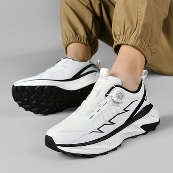 2025 tavaszi és nyári nagy méretű forgó csatos hálós sportcipők férfi futócipők divatos hétköznapi legegyszerűbb mérkőzésre lélegző trendi cipők