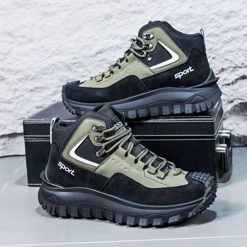 Férfi cipők Tavaszi és őszi Csúszásmentes Kopásálló Kültéri Ifjúsági Magasszárú Kültéri Szerszámcipők Új Férfi Lapos Martin Csizma