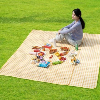 piknikumatt niiskuskindel matt paksendatud õues kasutatav piknikuriie, telkimiseks mõeldud veekindel padi kaasaskantav niiskuskindel riidest telk, kokkupandav