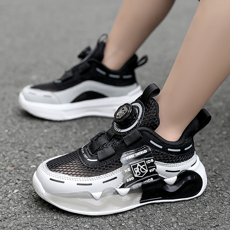 Meeste kingad võrgust kingad võrgust pinnaga hingavad suvised uued laste spordijalatsid keskmisele ja suurele lapsele õõnsad meeste isakingad