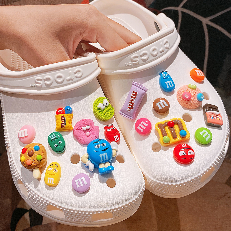 [2024 Нов стил] Забавна играчка за обувки Crocs с цвете, анимационна играчка за храна, боб, „Направи си сам“ декорация за обувки, сваляща се катарама за обувки