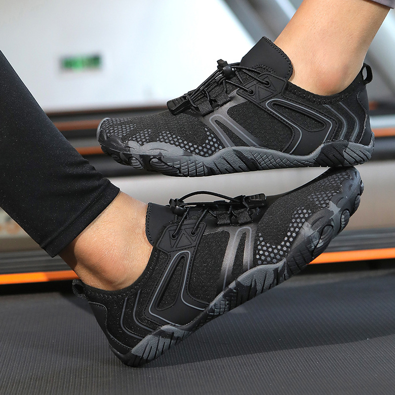 Piiriülesed suvised õues kasutatavad kahlamisjalatsid, rannajalatsid, jälgimisjalatsid, meeste ja naiste libisemiskindlad kalastusjalatsid, ujumisjalatsid, kiiresti kuivavad mägironimisjalatsid