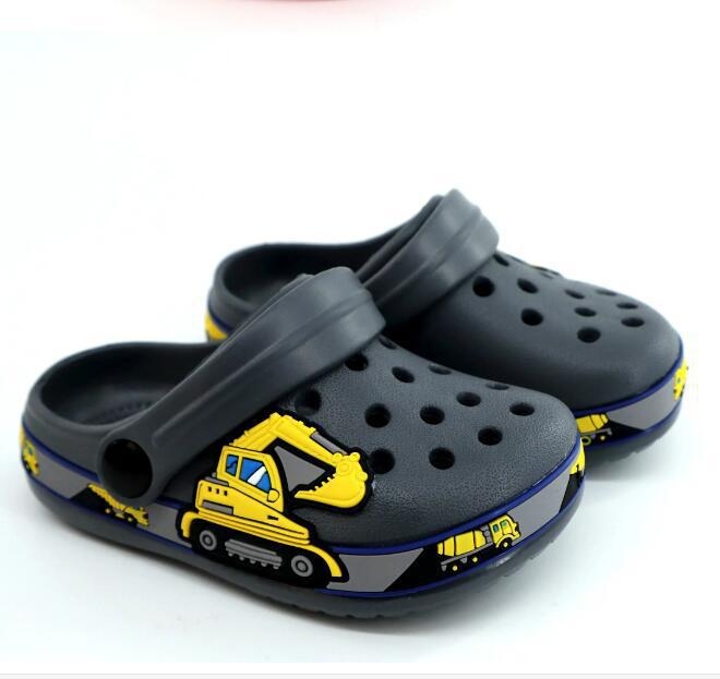 Bērnu alu apavi 2023. gada vasaras modes zēnu pludmales apavi lieliem bērnu sandales un čības meitenēm mazuļu dinozauru čības