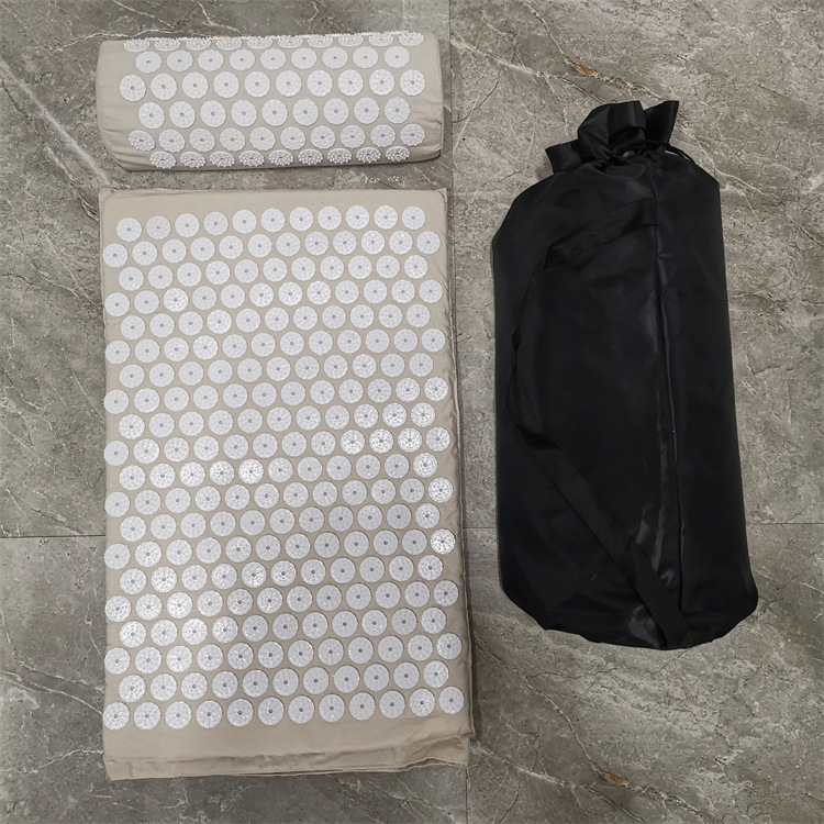 Forrás Gyártó Akupunktúrás masszázsszőnyeg Jógaszőnyeg Akupunktúrás masszázsszőnyeg Akupunktúrás szőnyeg Akupunktúrás párna Akupunktúrás akupunktúrás szőnyeg