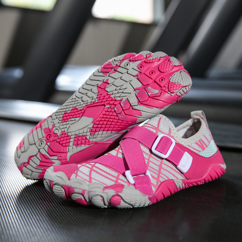 Hingavad, libisemiskindlad, kiiresti kuivavad ja kerged jõesuusad meestele ja naistele, sobivad sukeldumiseks, kahlamiseks, ujumiseks, sportimiseks, jalgrattasõiduks, rannategevusteks ja matkamiseks.