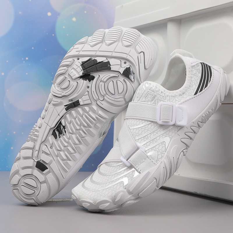 Hingavad, libisemiskindlad, kiiresti kuivavad ja kerged jõesuusad meestele ja naistele, sobivad sukeldumiseks, kahlamiseks, ujumiseks, sportimiseks, jalgrattasõiduks, rannategevusteks ja matkamiseks.