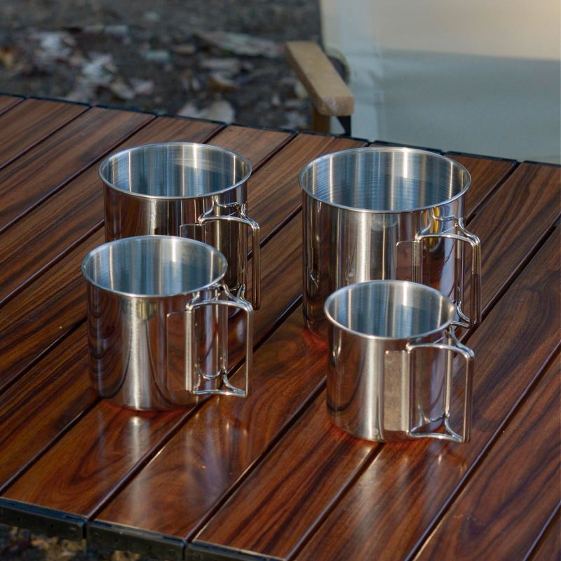 Mitmeotstarbeline roostevabast terasest kaasaskantav tassikomplekt matkamiseks, ronimiseks, matkamiseks, lauanõudeks, multifunktsionaalne 4-osaline veetass