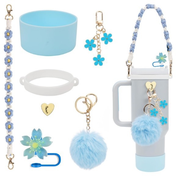 Set de 8 piese europene și americane Stanley Cup Flower Cap Cup Set Cup Lanț pentru ceașcă Floare roz Pandantiv Cheie Minge de pluș