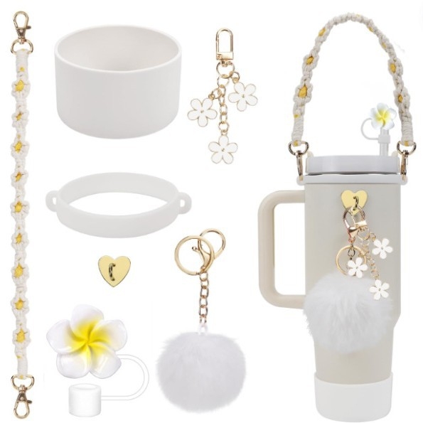 Set de 8 piese europene și americane Stanley Cup Flower Cap Cup Set Cup Lanț pentru ceașcă Floare roz Pandantiv Cheie Minge de pluș