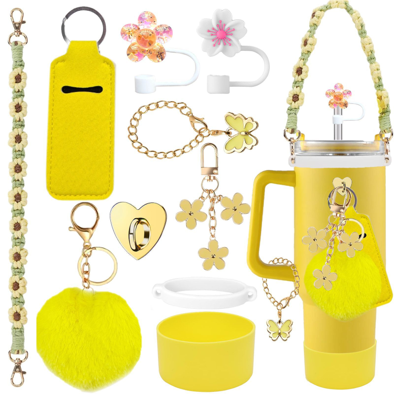 Set de 8 piese europene și americane Stanley Cup Flower Cap Cup Set Cup Lanț pentru ceașcă Floare roz Pandantiv Cheie Minge de pluș