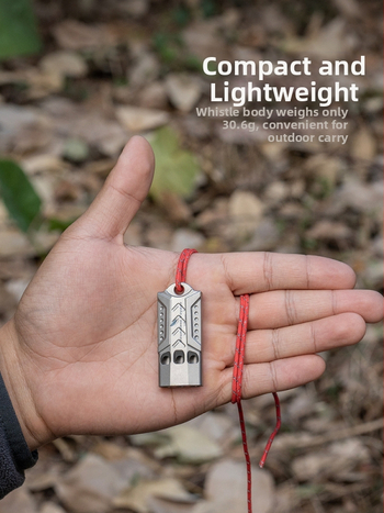 Σφυρίχτρα Biwei από καθαρό τιτάνιο τριών οπών για εξωτερική διάσωση έκτακτης ανάγκης με ιμάντα, φορητή, εξαιρετικά ελαφριά, δυνατή, αδιάβροχη, ανθεκτική στη διάβρωση