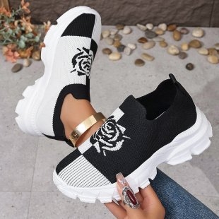 Γυναικεία Αθλητικά Παπούτσια Μονής Επίστρωσης Άνοιξη και Καλοκαίρι 2024 Νέα Πλέγματα με Διαγώνια Σύνθεση για Μεγάλα Μεγέθη Γυναικεία Παπούτσια με Υφή σε Συνδυασμό Χρωμάτων