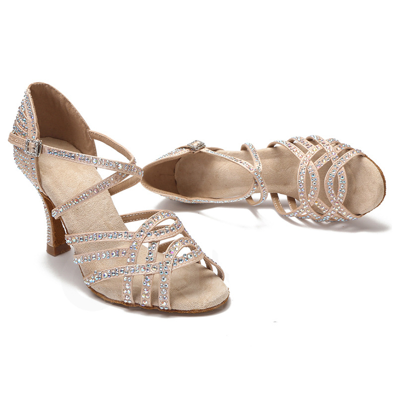 2022 Új latin tánccipők női felnőtt magassarkú gyémánt tánccipők szandálok haladó tánccipők esküvői cipők kifutós cipők