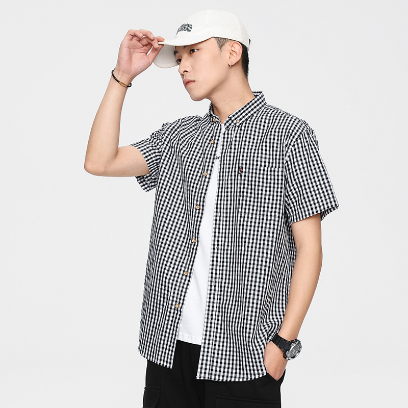 Dy férfi ing Férfi nyári koreai stílusú lezser rövid ujjú ing Férfi egyszerű vékony kockás ing