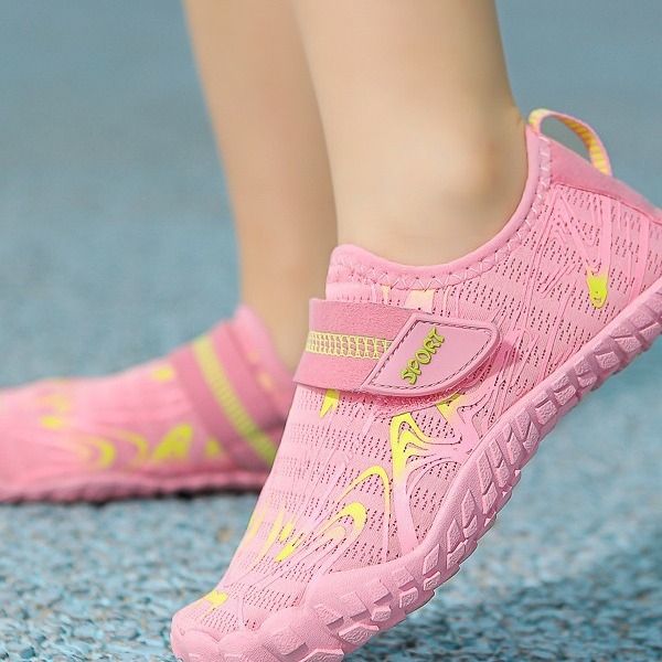 Suvised õues kasutatavad multifunktsionaalsed laste jõejälgimise jalanõud, nahasõbralikud jalanõud, sisespordialad, õues ujumiseks mõeldud kiiresti kuivavad rannajalanõud