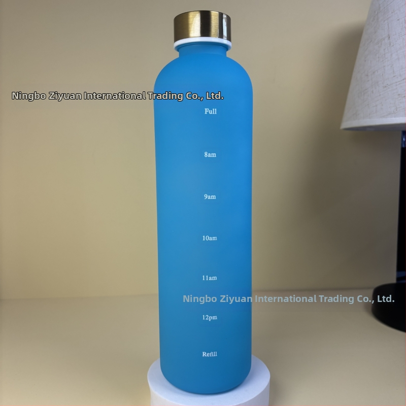 1000ml välistingimustes sportimiseks mõeldud veepudel suure mahutavusega jäätunud gradientvärvi spordiveetass roostevabast terasest kattega plasttops