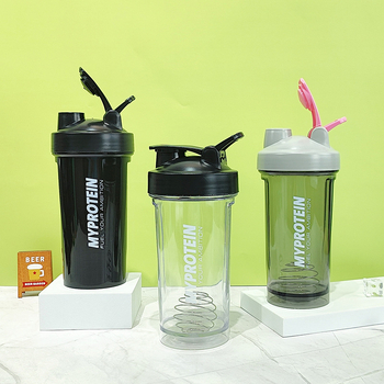 Sporta fitnesa proteīna pulveris, jauns 500 ml PC sporta zāles piena kokteilis, plastmasas ūdens krūzes kokteilis, krūzes maisīšanas krūze ar roku