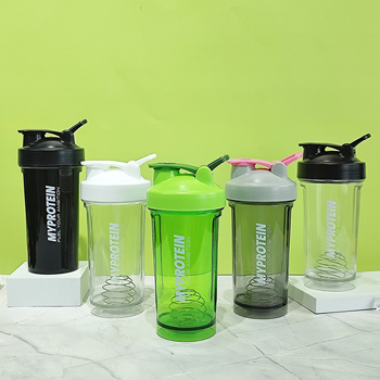 Sporta fitnesa proteīna pulveris, jauns 500 ml PC sporta zāles piena kokteilis, plastmasas ūdens krūzes kokteilis, krūzes maisīšanas krūze ar roku