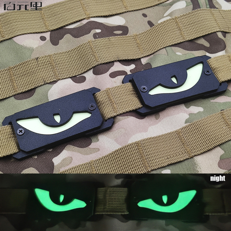 Taifengo velnio akies šviečianti žymėjimo juostelė MOLLE lauko paslaptingo ūkio krepšio pakabuko sugerianti plokštelė, šviečianti juostelė, yra sandėlyje