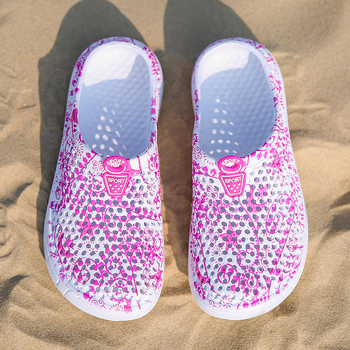 Didelio dydžio tarpvalstybinės neslystančios šlepetės moteriški raštuoti moteriški bateliai su skylutėmis vasariniai viršutiniai drabužiai pusšlepetės paplūdimio bateliai basutės moterims