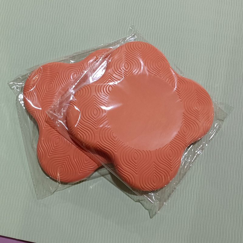 Jóga térdelő szőnyeg vastagított lapos támasztószőnyeg térdvédő szőnyeg hordozható kéz könyökszőnyeg jógaszőnyeg sport fitnesz