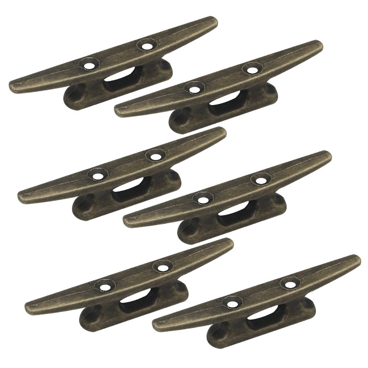 4 pakki purjepollareid, kergeid, lamedaid, sarvköiega haakekonksuga jahte, piiriüleseid eksklusiivseid