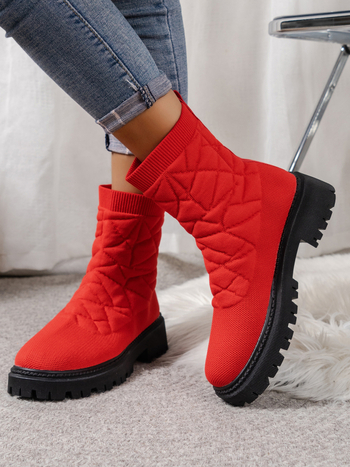 Határon átnyúló külkereskedelem Női repülő szőtt sportbakancs női őszi és téli új független állomás női csizma plus size bebújós zokni csizma