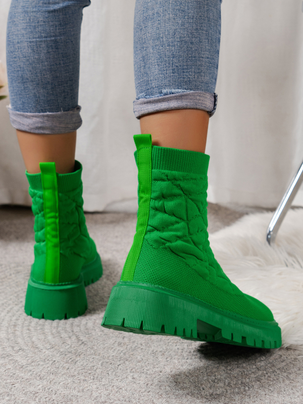 Határon átnyúló külkereskedelem Női repülő szőtt sportbakancs női őszi és téli új független állomás női csizma plus size bebújós zokni csizma