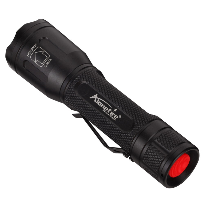 X32 Erős Fényű Zseblámpa 4 az 1-ben Multifunkciós Zoom RGBW Piros, Zöld, Kék és Fehér Négyszínű Fókuszáló Zseblámpa