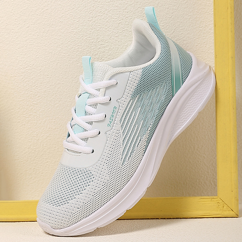 Moteriški sportbačiai iš tinklinio audinio, kvėpuojantys, 2024 m. pavasario ir vasaros bėgimo bateliai, nauji, lengvi, smūgius sugeriantys, minkštu dugnu, lauko sportiniai laisvalaikio bateliai, plius dydžio.