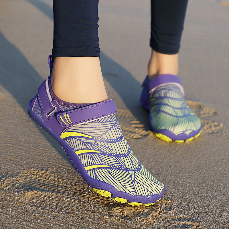 Uued lapsevanema ja lapse jälgimisjalatsid, libisemiskindlad ujumisjalatsid, õuespordi fitness-kahlamisjalatsid, multifunktsionaalsed rannajalatsid naistele