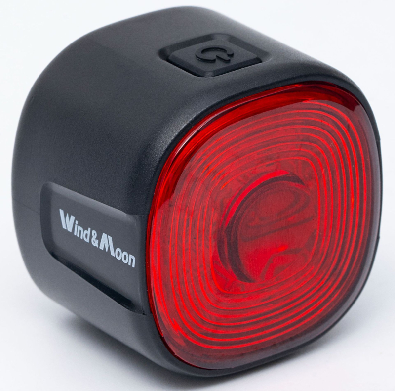 Tarpvalstybinis dviračio galinis žibintas stabdžių išmanusis įspėjamasis žibintas lauke, naktį važiuojant kalnų dviračiu, dviračio žibintas, kelio automobilio jutiklio žibintas