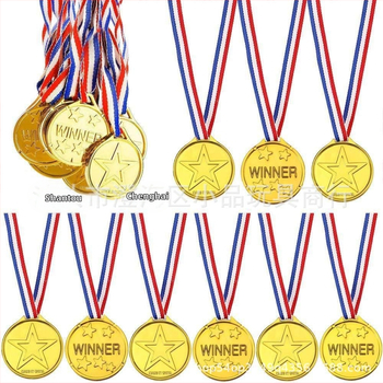 Prekogranična plastična zlatna medalja za igračke, dječja igračka za zabavu, dječja medalja s pet zvjezdica i sigurnosnom kopčom