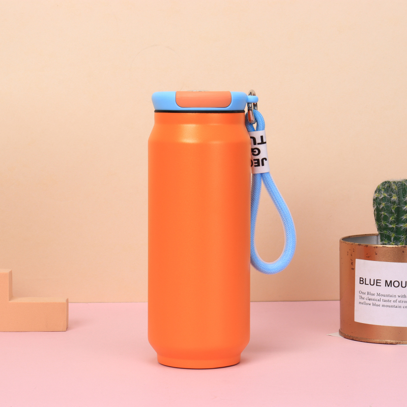 Határokon átnyúló, nagy értékű, kétrétegű vákuumos konzervdobozok, bögrék, 304 rozsdamentes acélból készült, hordozható gumifesték, kólásdobozok nagykereskedelme