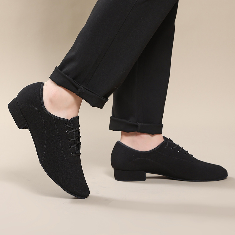 Férfi négyzetes tánc Modern tánc Társastánc Latin tánc Tangó Quick Step Farmer bikaviadal puha fenékkel Csoportos tánc