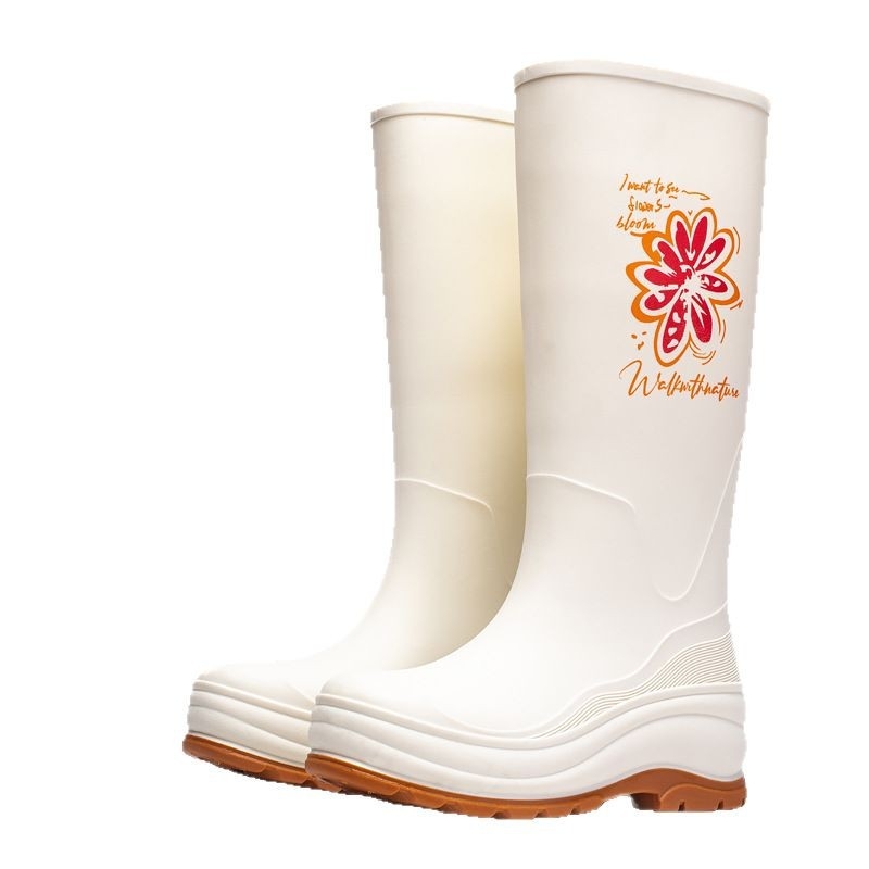 Didmeninė prekyba moteriškais guminiais batais, storu dugnu, ilgais vamzdžiais, neslystančiais, vandeniui atspariais, aukštu guminiu pamušalu, atspariais dilimui, batais virtuvei, lauko darbams.