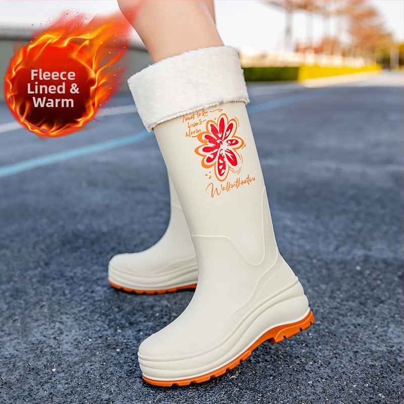 Didmeninė prekyba moteriškais guminiais batais, storu dugnu, ilgais vamzdžiais, neslystančiais, vandeniui atspariais, aukštu guminiu pamušalu, atspariais dilimui, batais virtuvei, lauko darbams.