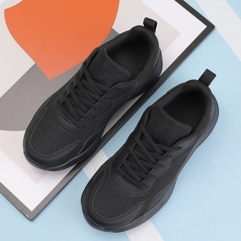 Teljesen fekete cipők női tavaszi új hálós, lélegző, alkalmi futócipők bőr munkacipő 42 nagy méret külkereskedelem